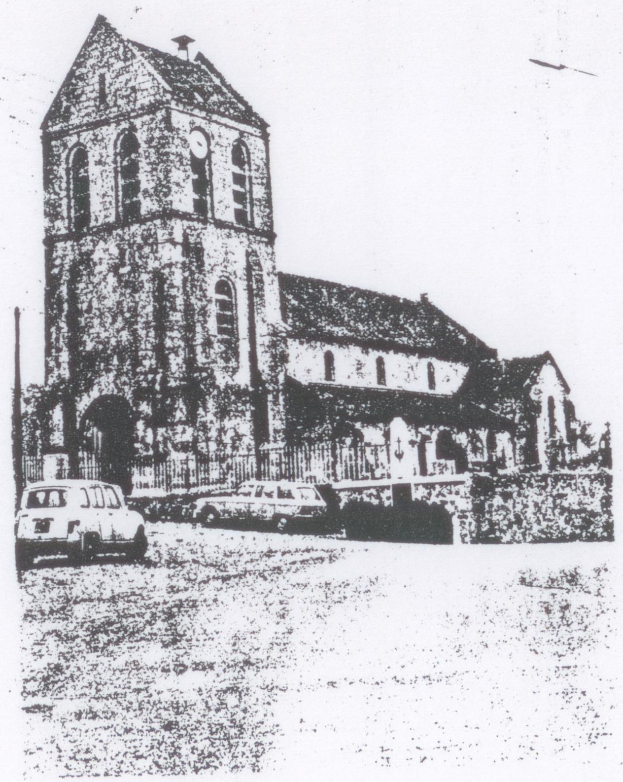 Photographie de l'église de Merlieux, clocher-tour carré avec horloge et porche, et de la place où sont garées des voitures